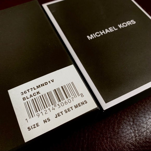 Michael Kors Jet Set Card Case Studded Wallet, NIB - Picture 6 of 6